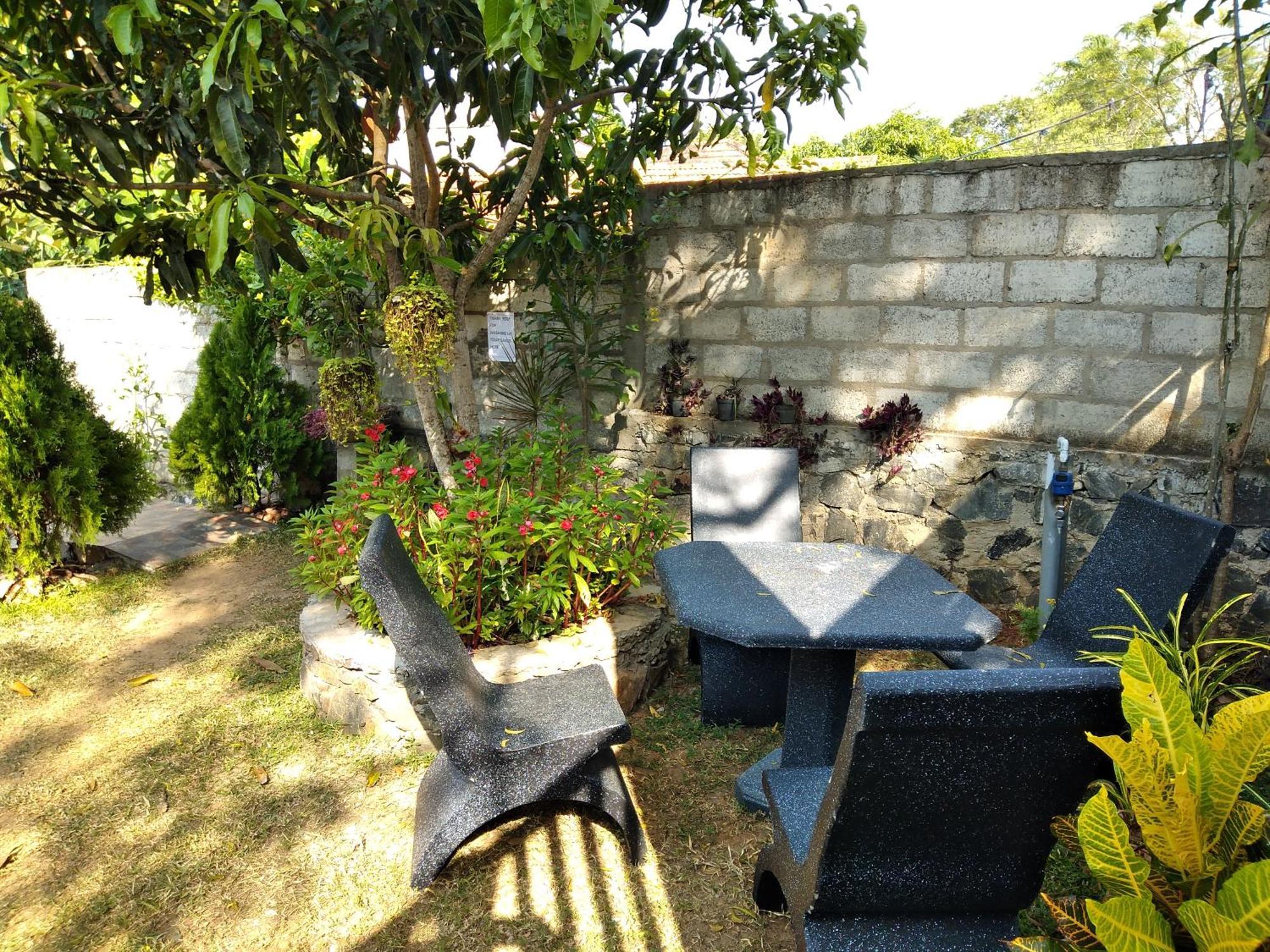 Sandhara Home Stay Tangalle Phòng bức ảnh